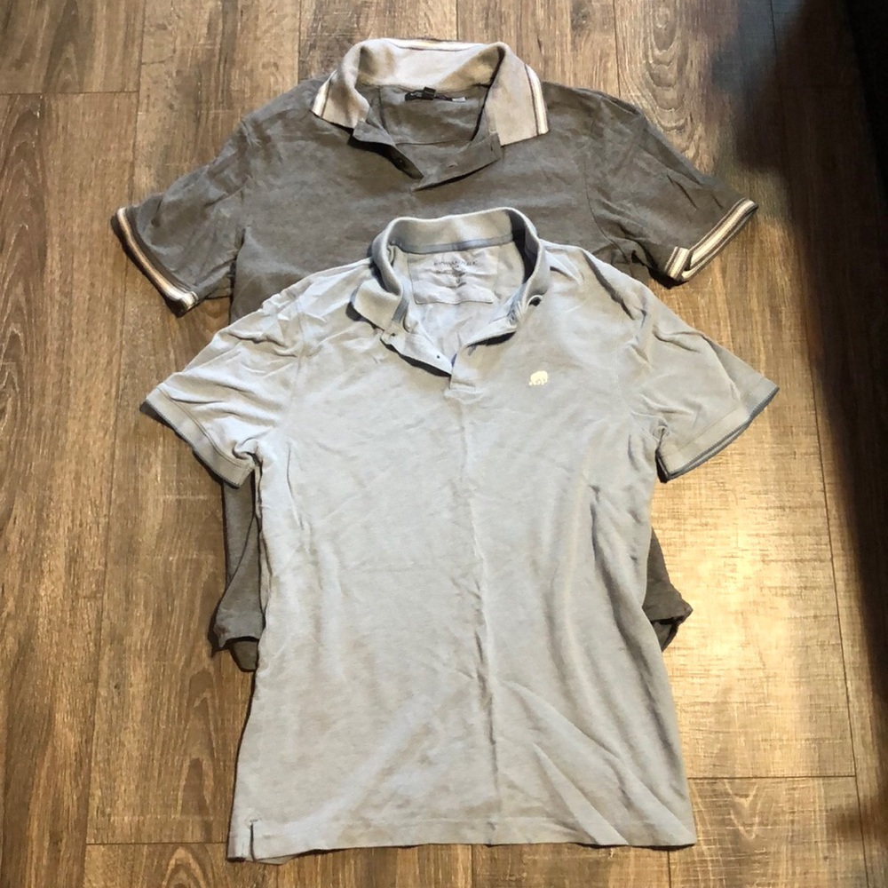 2 Men’s Banana Republic polos